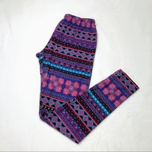 No Boundaries Print Leggings Pink & Purple